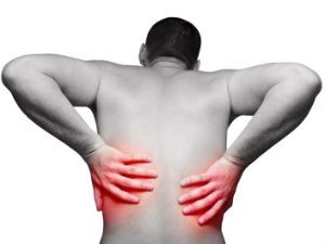 Боль в пояснице - почки: может ли болеть спина при заболевании почек - симптомы и как определить если отдает сильные и ноющие в области позвоночника - причины и лечение